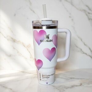 NWT Stanley Target Exclusive 30oz Quencher H2.0 White Pink Hearts